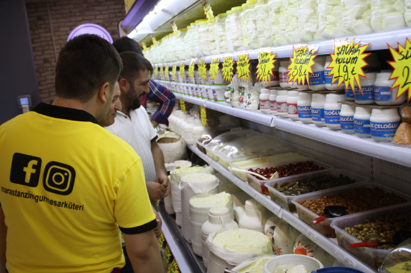 GURME ŞARKUTERİ YOĞUN İLGİYLE AÇILDI