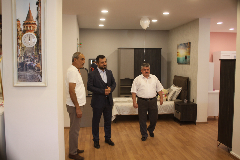 PİERRE CARDİN SHOWROOM