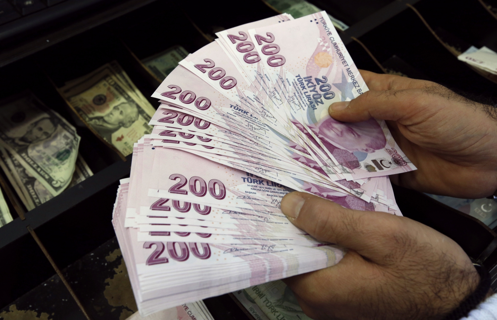 Türk lirasının ‘gerçek’ değeri tarihin en düşük seviyesinde