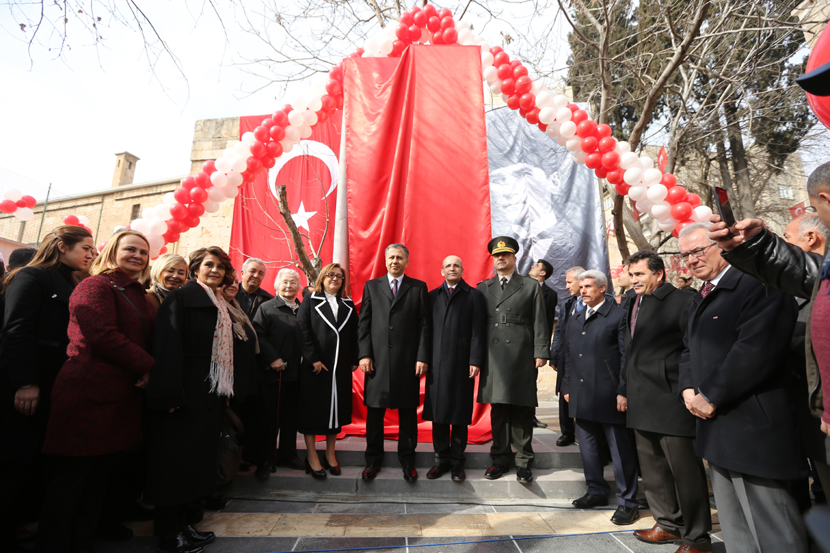 ŞEHİT KADINLAR ANITI’NIN AÇILIŞI YAPILDI
