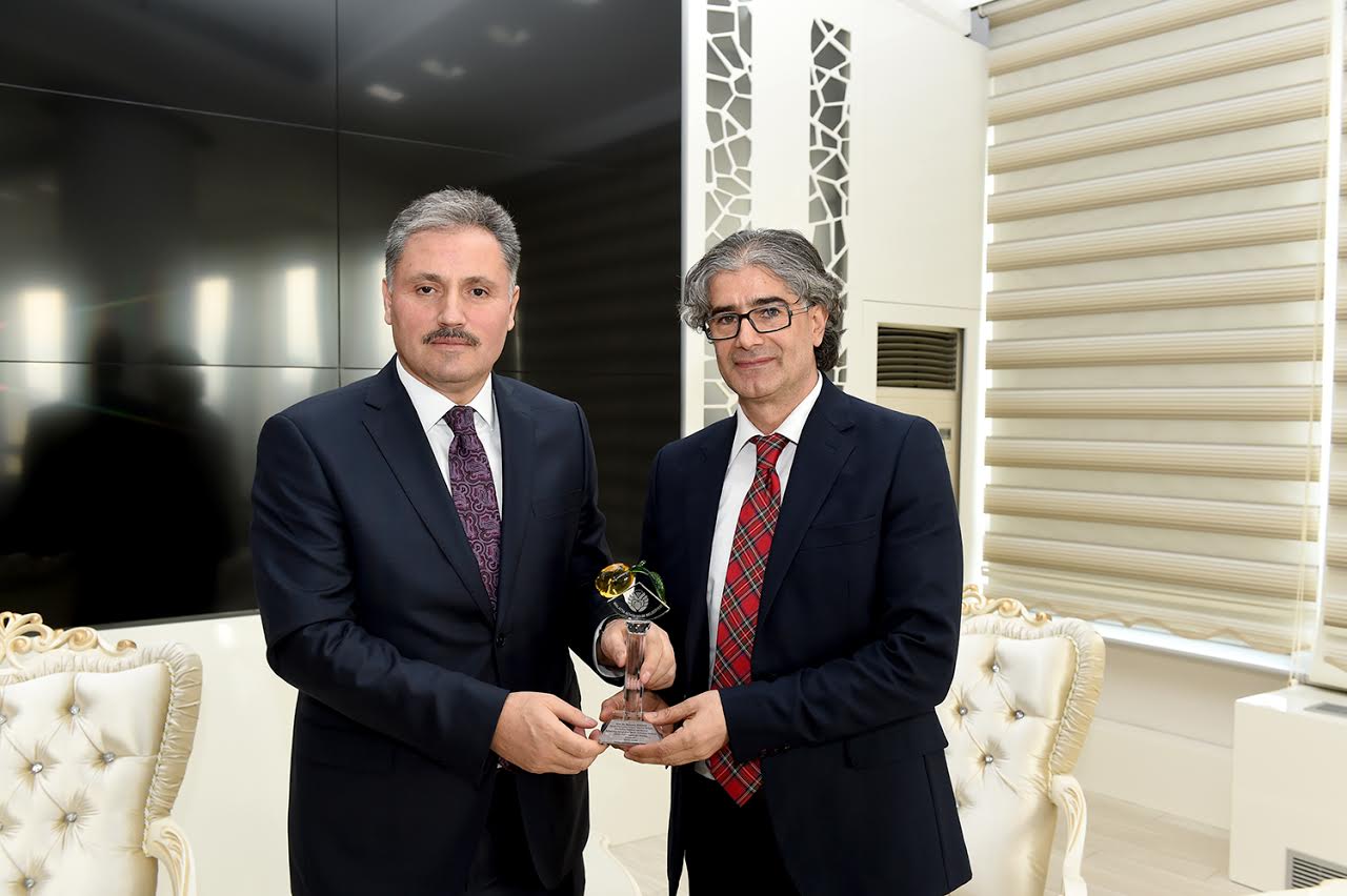 Prof. Dr. Özdemir’i kabul eden Başkan Çakır: MALATYALI OLMANIZ BİZİM İÇİN GURUR TABLOSU
