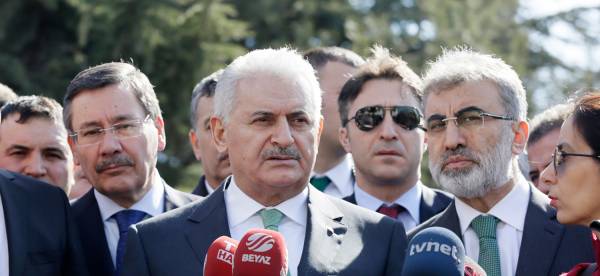 Başbakan Yıldırım, gazetecilerin sorularını yanıtladı