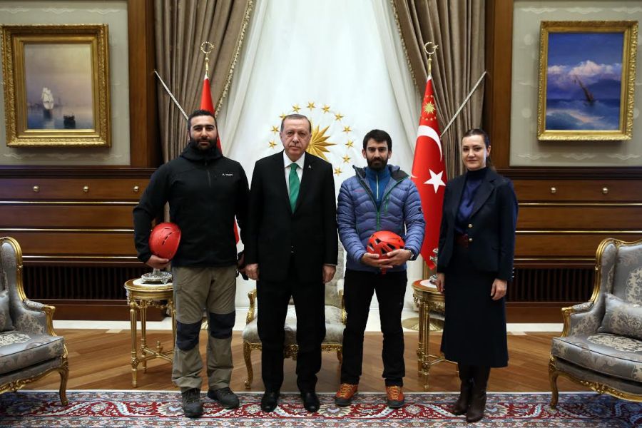 “Aziz şehitlerimizin manevi havasını sürekli hissediyoruz”