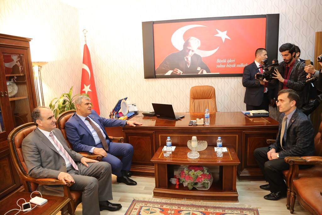 BAŞBAKAN YARDIMCIMIZ SAYIN VEYSİ KAYNAK PAZARCIK KAYMAKAMLIĞIMIZI ZİYARET ETTİ