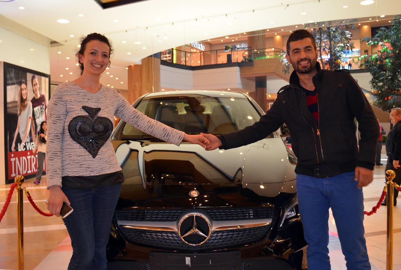 Piazza’dan Yaptığı Alışveriş Mercedes Kazandırdı