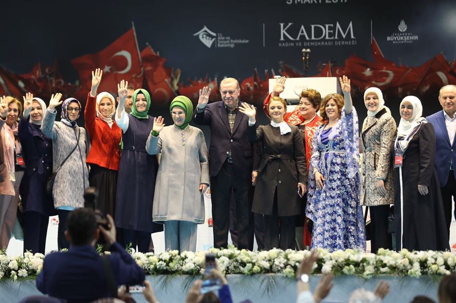 ''Bizim kadınlarımızın haklarını, hukuklarını korumak için dışarıdan model almaya, tercüme yapmaya, kopya çekmeye ihtiyacımız yoktur''