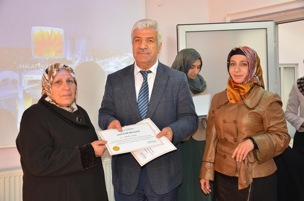BÜYÜKŞEHİR’DEN GELİN-KAYINVALİDE SEMİNERİ