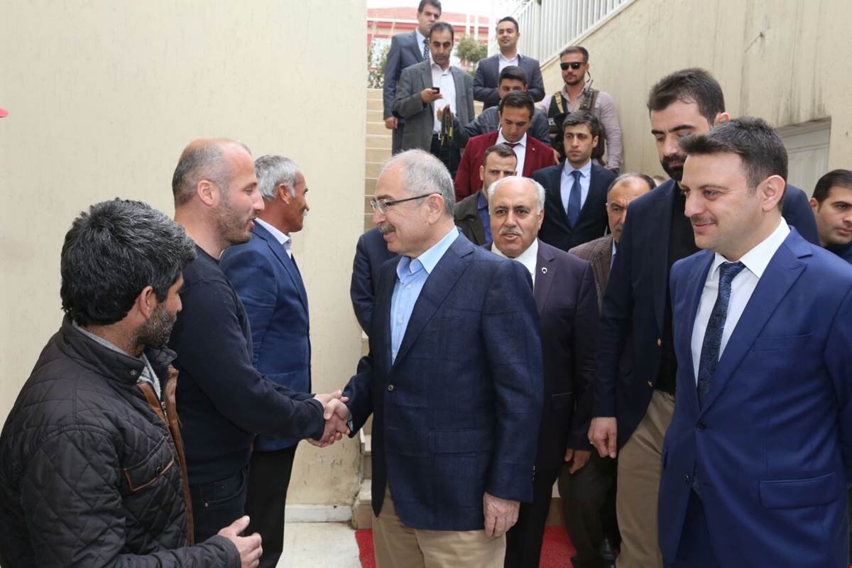 Vali Mustafa Yaman Yeşilli İlçesini Ziyaret Etti