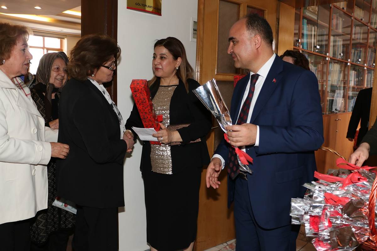 DÜNYA KADINLAR GÜNÜ BULUŞMASI