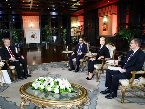 “Mevcut Sistem Ülkede İstikrarı Tehdit Ediyor”