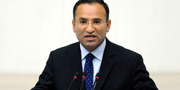BAKAN BOZDAĞ`DAN HOLLANDA AÇIKLAMASI
