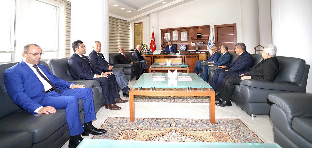 Malatya Büyükşehir Belediye Başkanı Ahmet Çakır:''Şehitlerimizi rahmetle, gazilerimizi de minnetle anıyorum"
