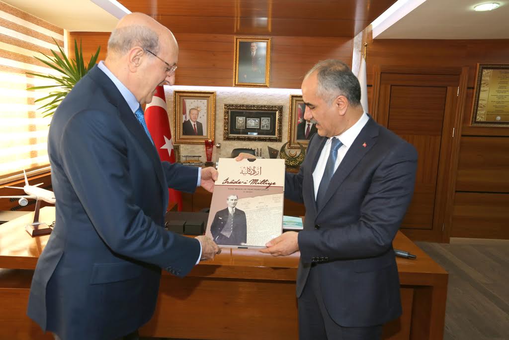 KESİCİ'DEN BAŞKAN AYDIN'A ÖVGÜ