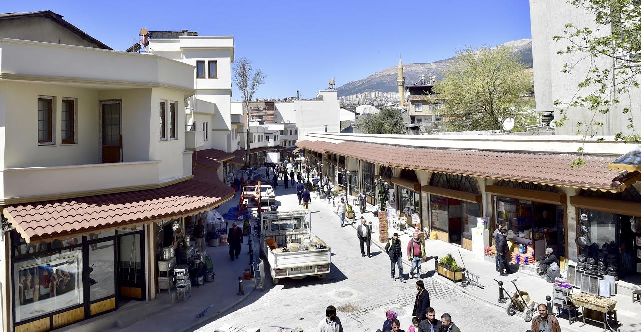 TARİHİ ÇARŞIDA SONA DOĞRU