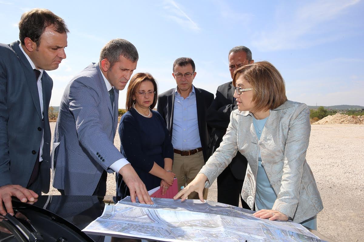 KAMULAŞTIRILAN ARAZİYE YEŞİL ALAN VE PARK YAPILACAK