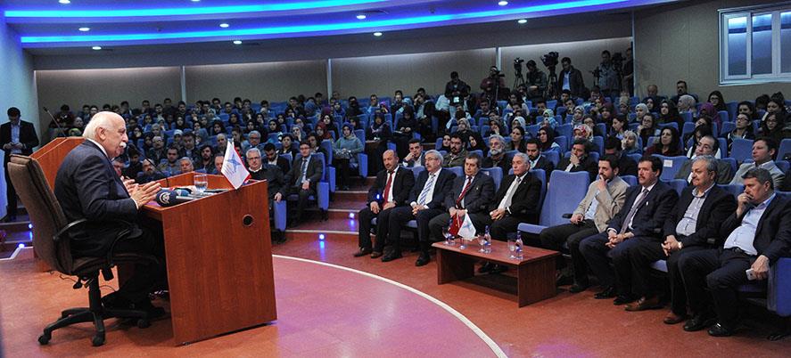 BAKAN AVCI, "GENÇLERLE KÜLTÜR BULUŞMASI" PROGRAMINA KATILDI
