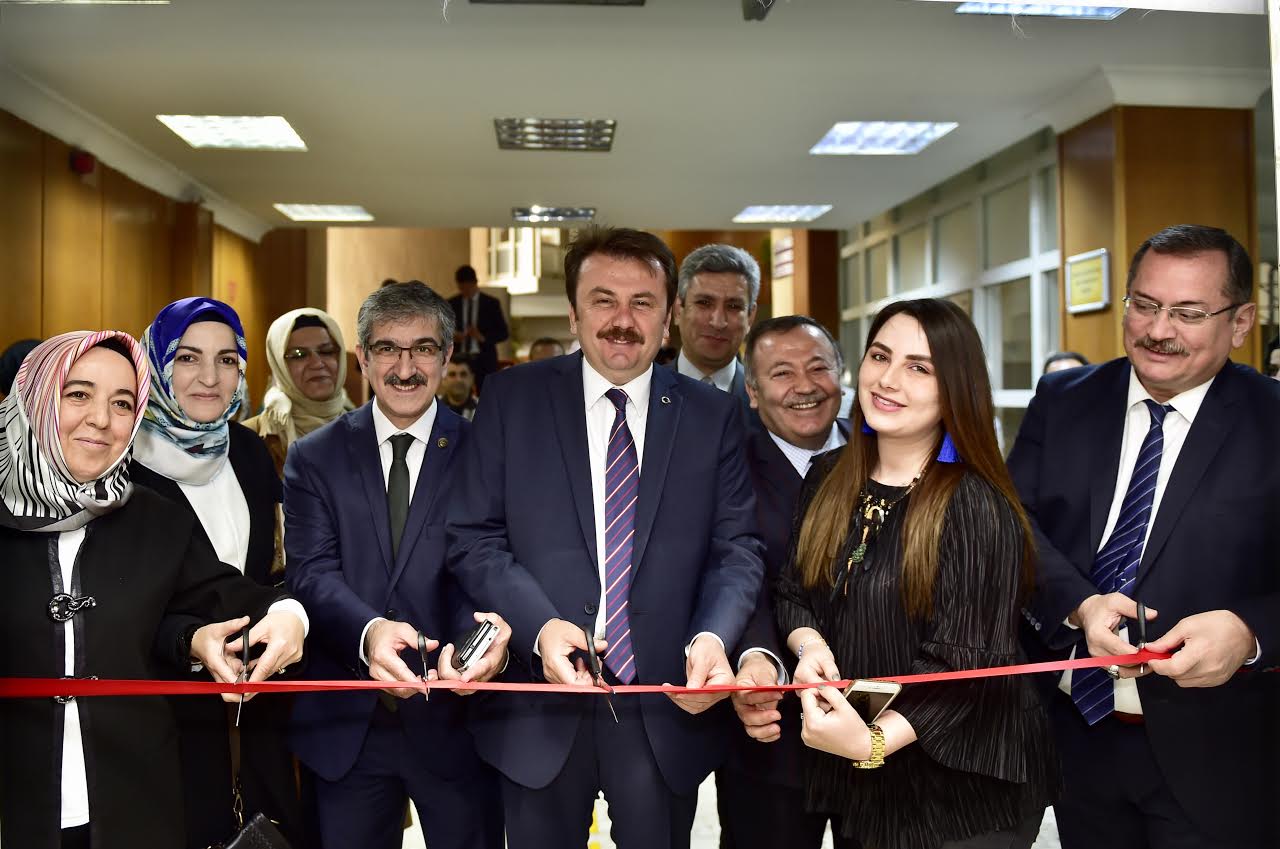 AKKASE KÂTI ve EBRU SERGİSİ AÇILDI
