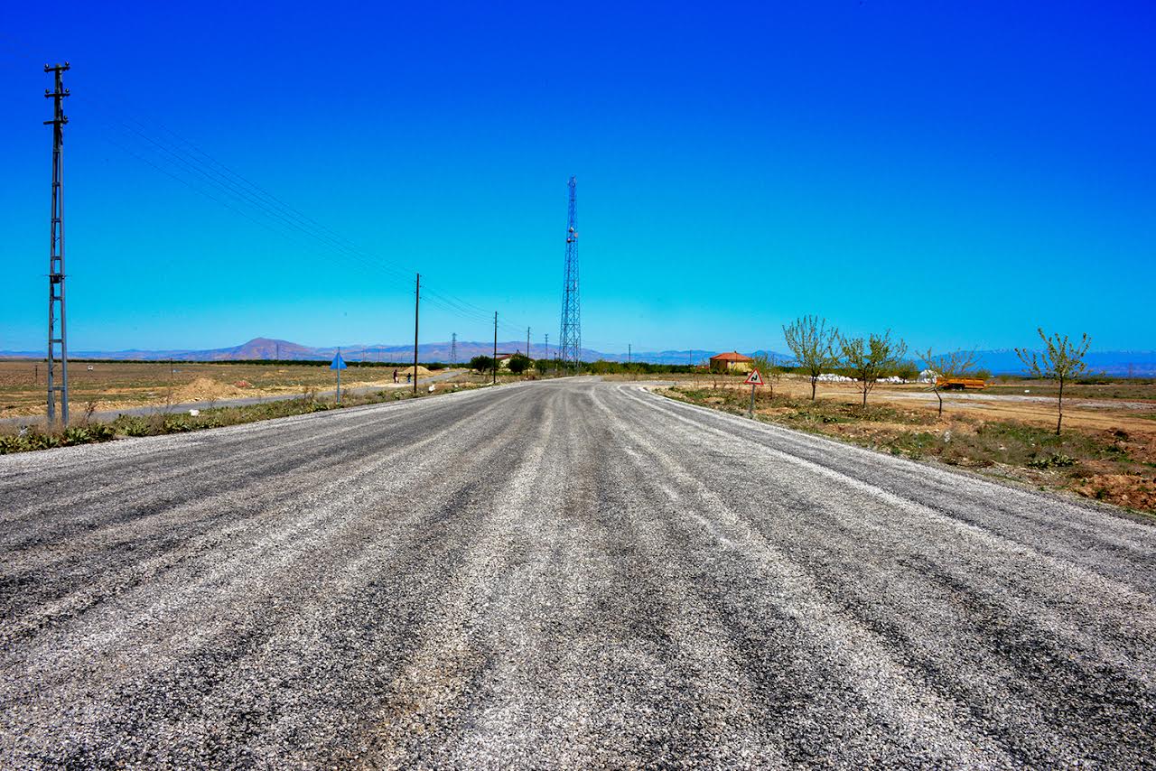 18 KM’LİK GRUP YOLU ASFALTLANDI