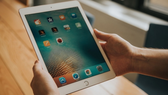iPad satışları düşüyor mu?