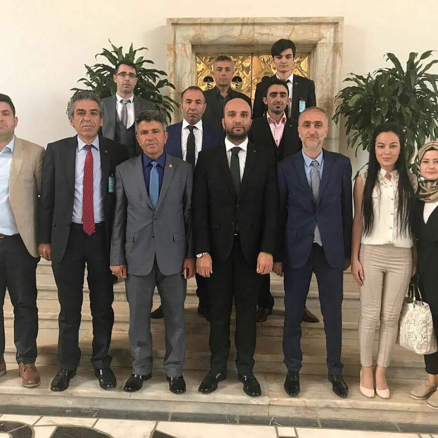 NİĞDE BİRLİK VAKFI MECLİS BAŞKANI İSMAİL KAHRAMAN'I ZİYARET ETTİ