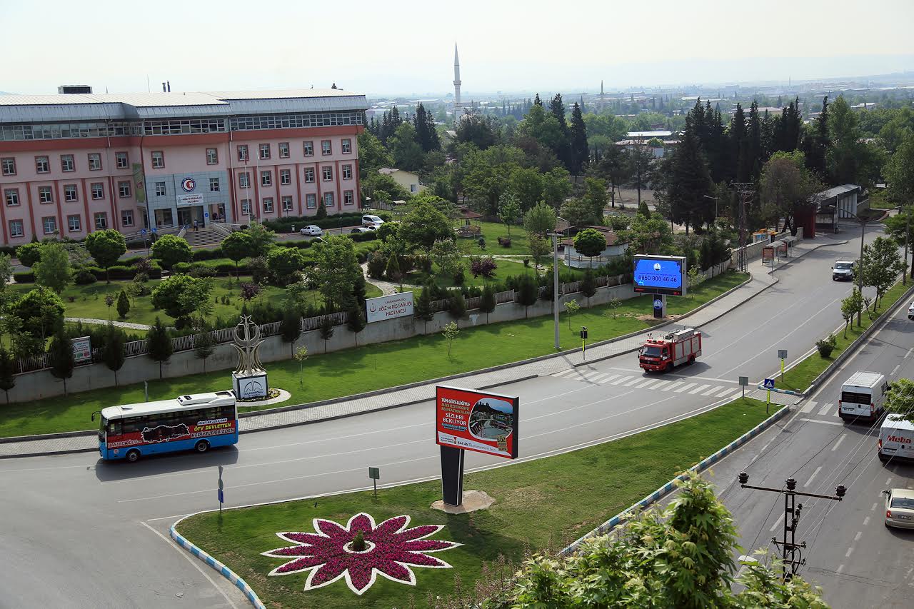 KAVŞAKLAR MOTİFLERLE BEZENİYOR