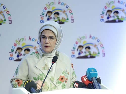 Emine Erdoğan, 'Geleceğimi Koruyorum' Projesinin Ödül Törenine Katıldı