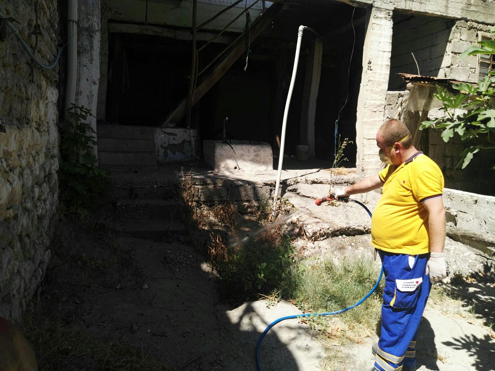 BÜYÜKŞEHİR İLAÇLAMA ÇALIŞMALARINA DEVAM EDİYOR