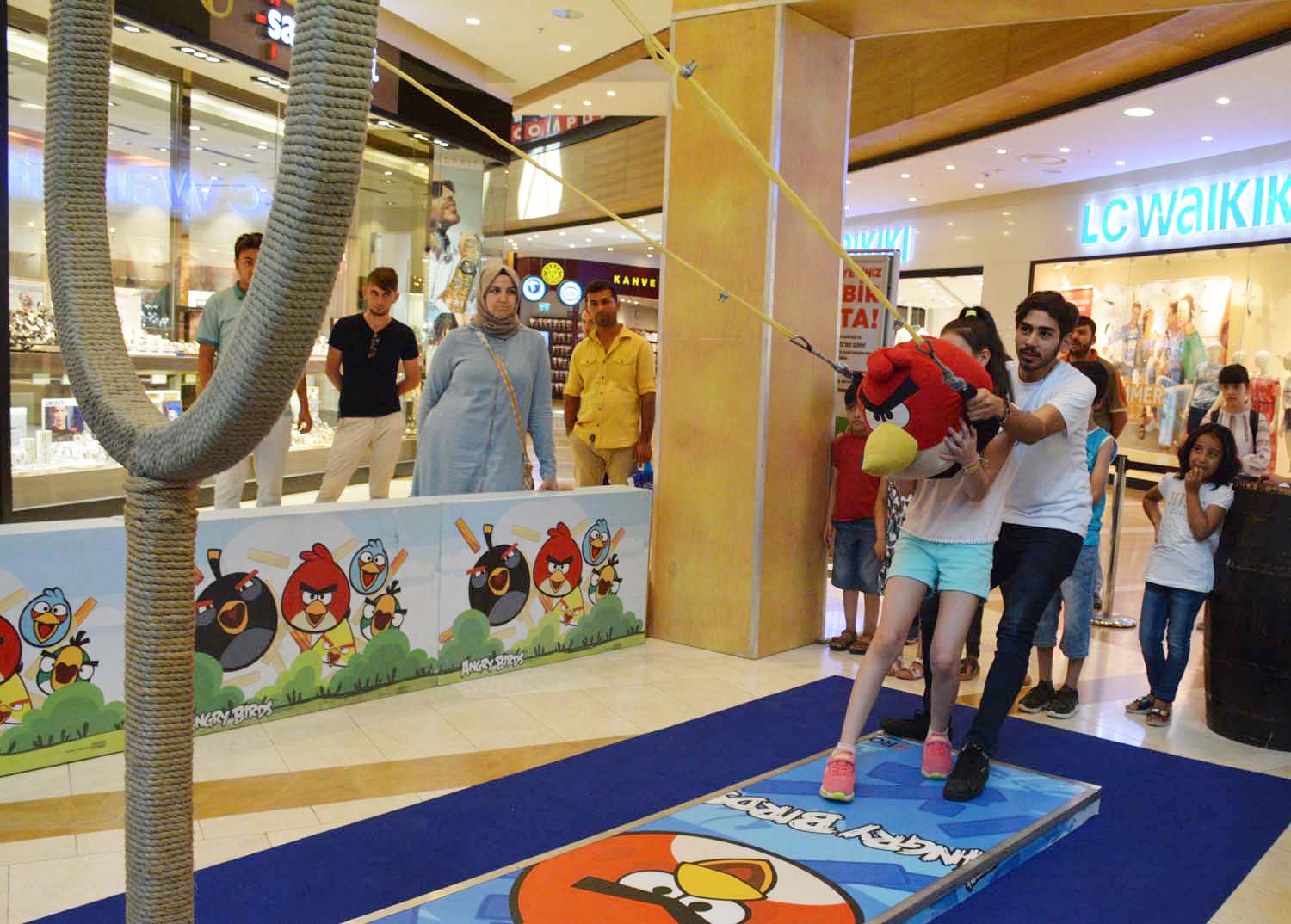 Angry Birds ile Sınırsız Eğlence Piazza’da Başladı