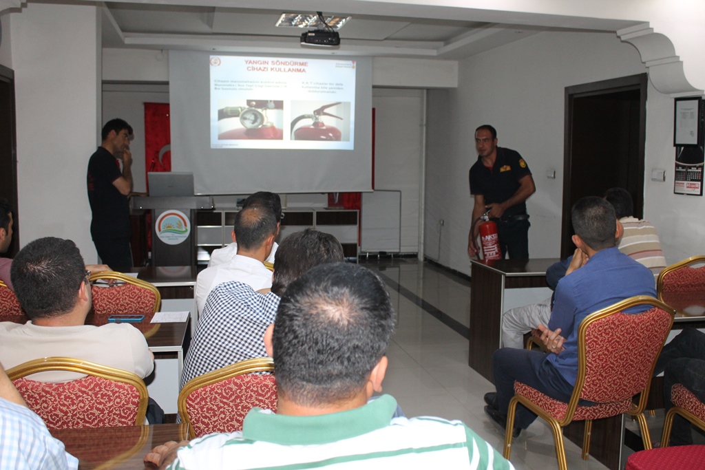 GIDA TARIM VE HAYVANCILIK MÜDÜRLÜĞÜ PERSONELLERİNE YANGIN EĞİTİMİ VERİLDİ