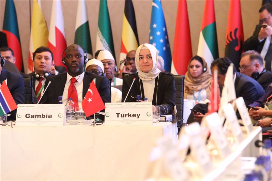 ''Müslüman dünyasının artık ayrılıklarla, kavgalarla kaybedecek zamanı yoktur''