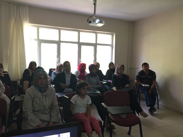 TÜRKOĞLU’NDA MANTAR YETİŞTİRİCİLİĞİ KURSU TAMAMLANDI