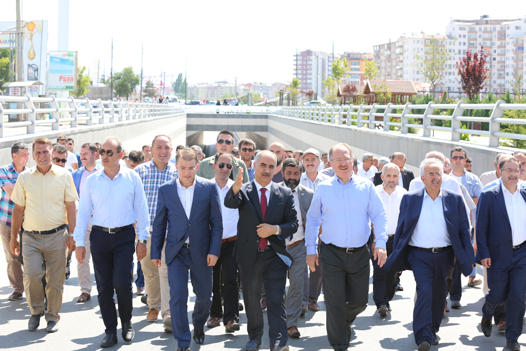 HALFELİK ALT GEÇİDİNE GÖRKEMLİ TÖREN…