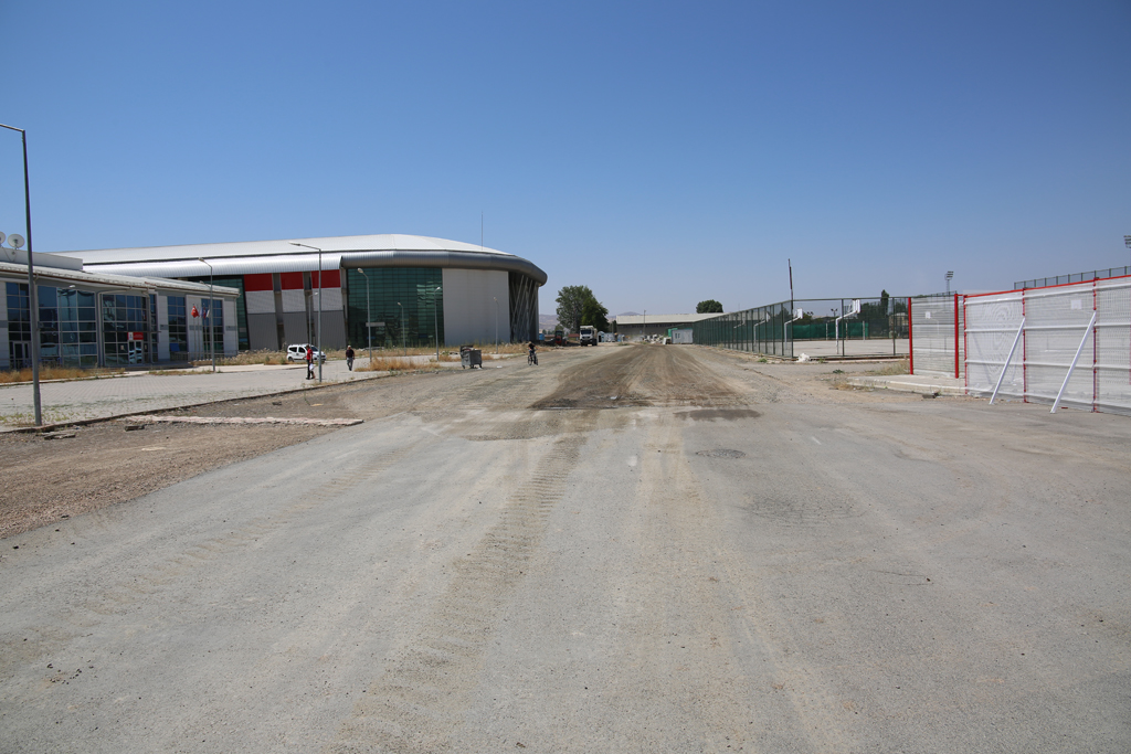 YENİ STADYUMA YENİ ÇIKIŞ YOLU GELİYOR...