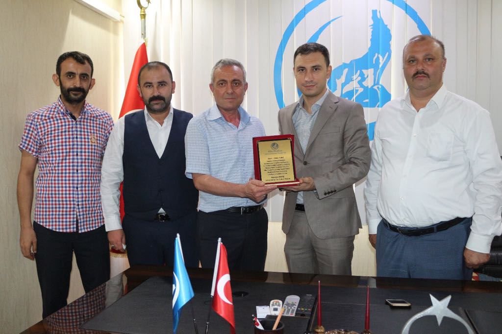 ÜLKÜ OCAKLARI'NDAN ÇEVİK KUVVET ŞUBE MÜDÜRÜ TAHSİN TUNÇ'A TEŞEKKÜR