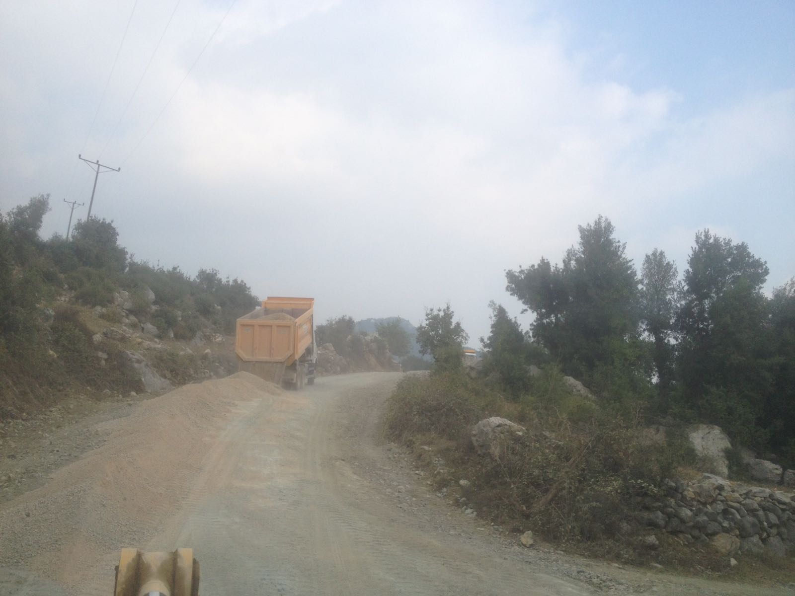 ARIKLAR YOLU’NDA FİLLER ÇEKİMİ