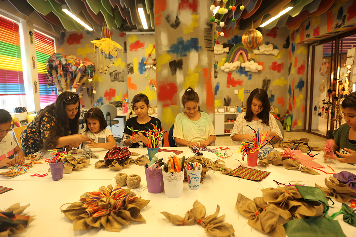 ÇOCUK SANAT MERKEZİ KURSLARINA YOĞUN İLGİ