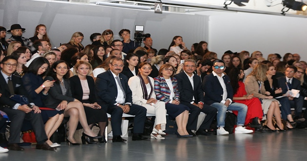 LONDRA MODA HAFTASI’NDA GAZİANTEP RÜZGÂRI ESTİ