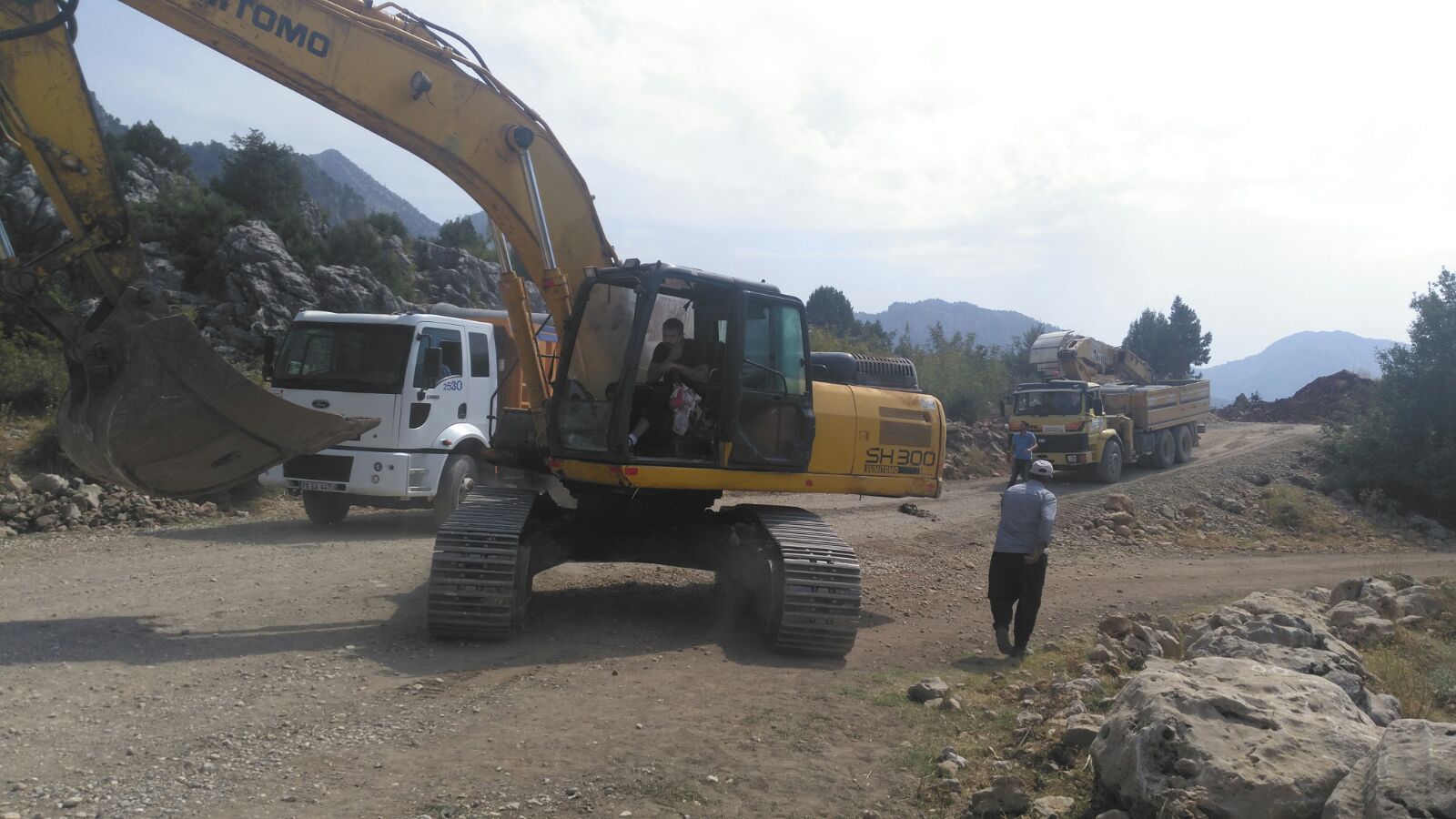 BÜYÜKŞEHİR ÇUKURHİSAR YOLUNDA