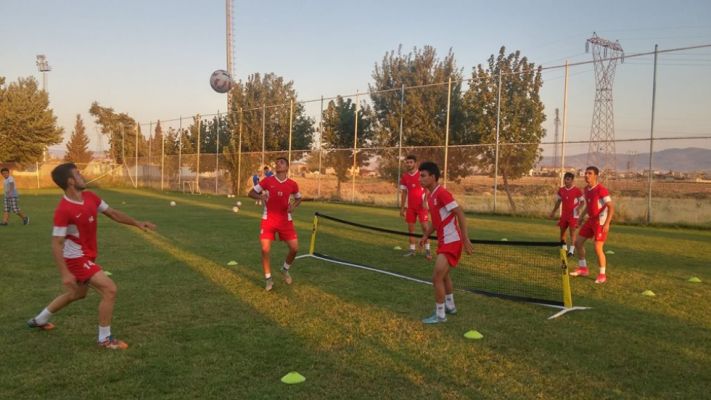 FUTBOLCU FABRİKASI 1920 MARAŞ SPOR