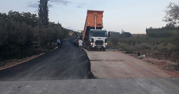 HELETE YOLU DA ASFALTA KAVUŞTU