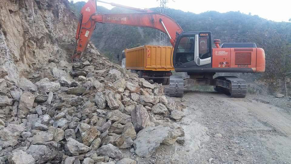 ÇOKRAN-KALEKAYA YOLU’NDA ŞARAMPOL BAKIMI