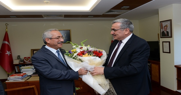 Celal Sürgeç ve Çalışma Ekibi, Rektör Deveci’yi Ziyaret Etti
