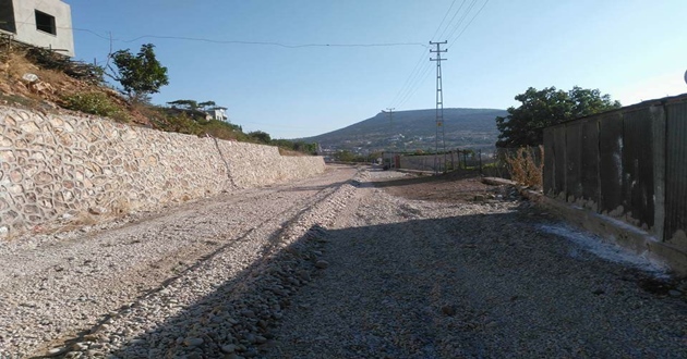 İLÇEDE YARIM KALAN ÇALIŞMALAR TAMAMLANMAYA DEVAM EDİYOR