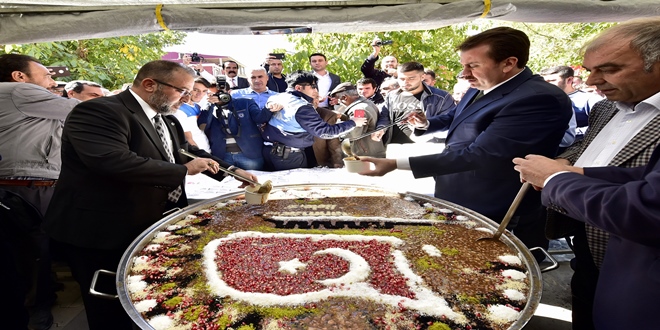 BÜYÜKŞEHİR’DEN AFŞİN’DE AŞURE