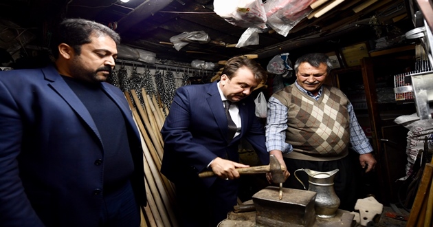 BAŞKAN ERKOÇ’TAN ELBİSTAN ESNAFLARINI ZİYARET