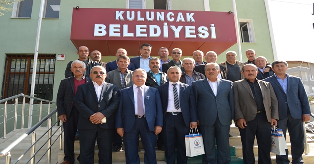 MEHMET BOYRAZ MUHTARLAR GÜNÜNÜ KUTLADI