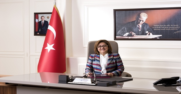 FATMA ŞAHİN 29 EKİM CUMHURİYET BAYRAMINI KUTLADI