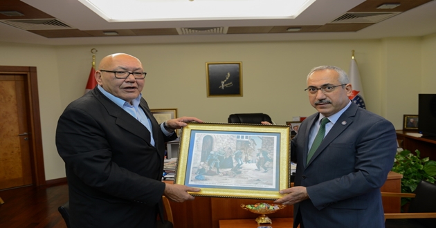 Askar Aytmatov KSÜ’de Babası Cengiz Aytmatov’u Anlattı