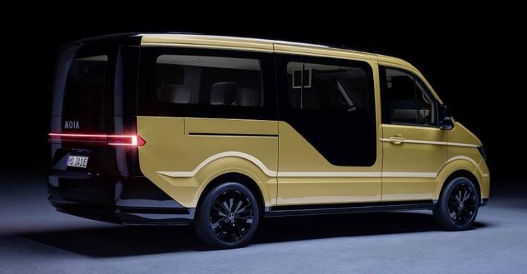 Volkswagen’in elektrikli minibüsü Uber’e rakip olacak