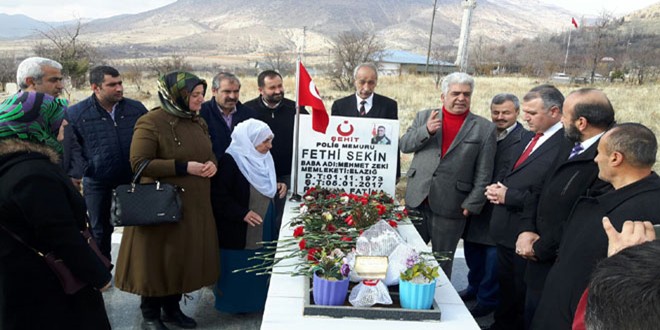Şehit Polis Memuru Fethi Sekin Mezarı Başında Anıldı
